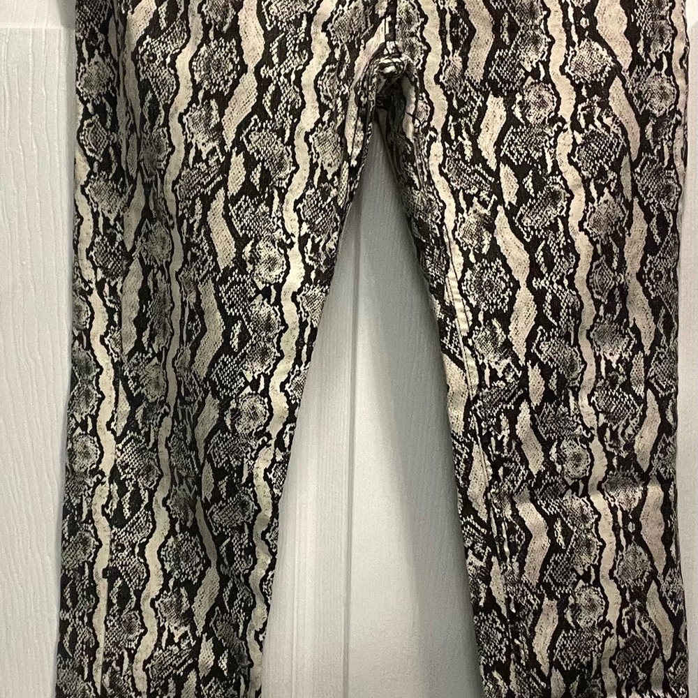 Multicolored Pants Size 3 From Target - image 3